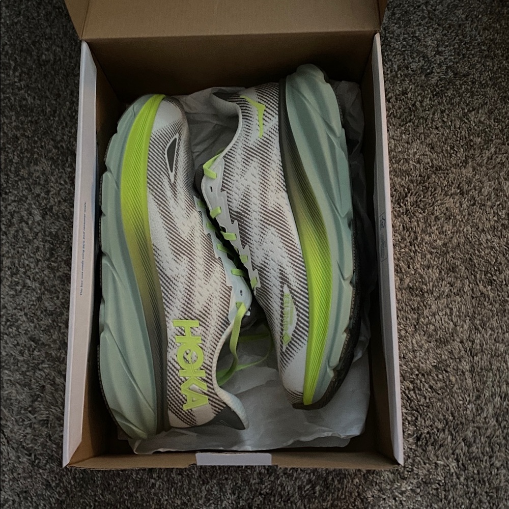 Hoka Clifton 9 Gortex - Picture 2 of 8